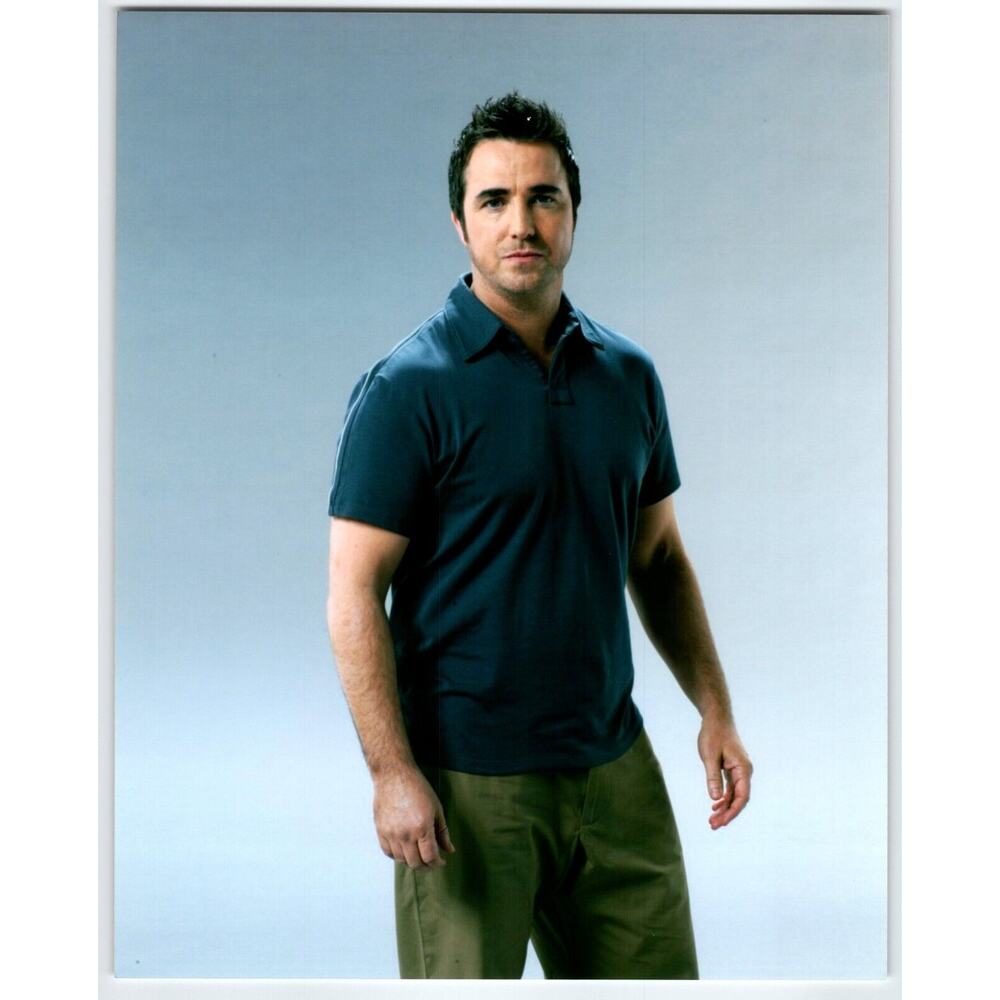 Stargate Atlantis Paul McGillion 2009 Original Photo 8" x 10" Blue Shirt Hot Man
